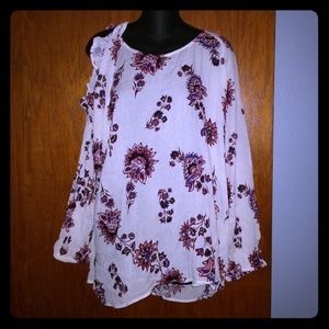 Beautiful cold shoulder top